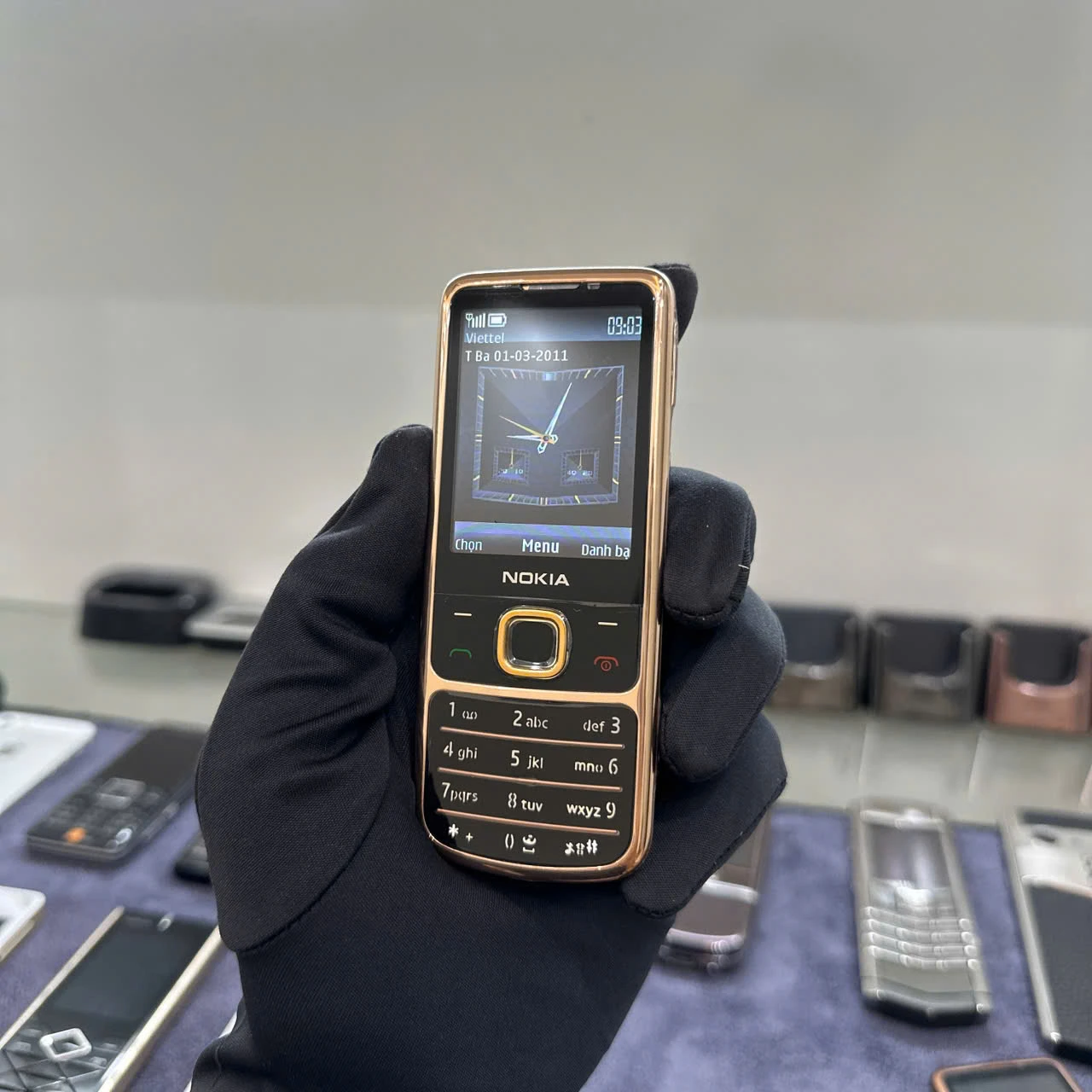 Nokia 6700c chính hãng (Tặng kèm bao da)