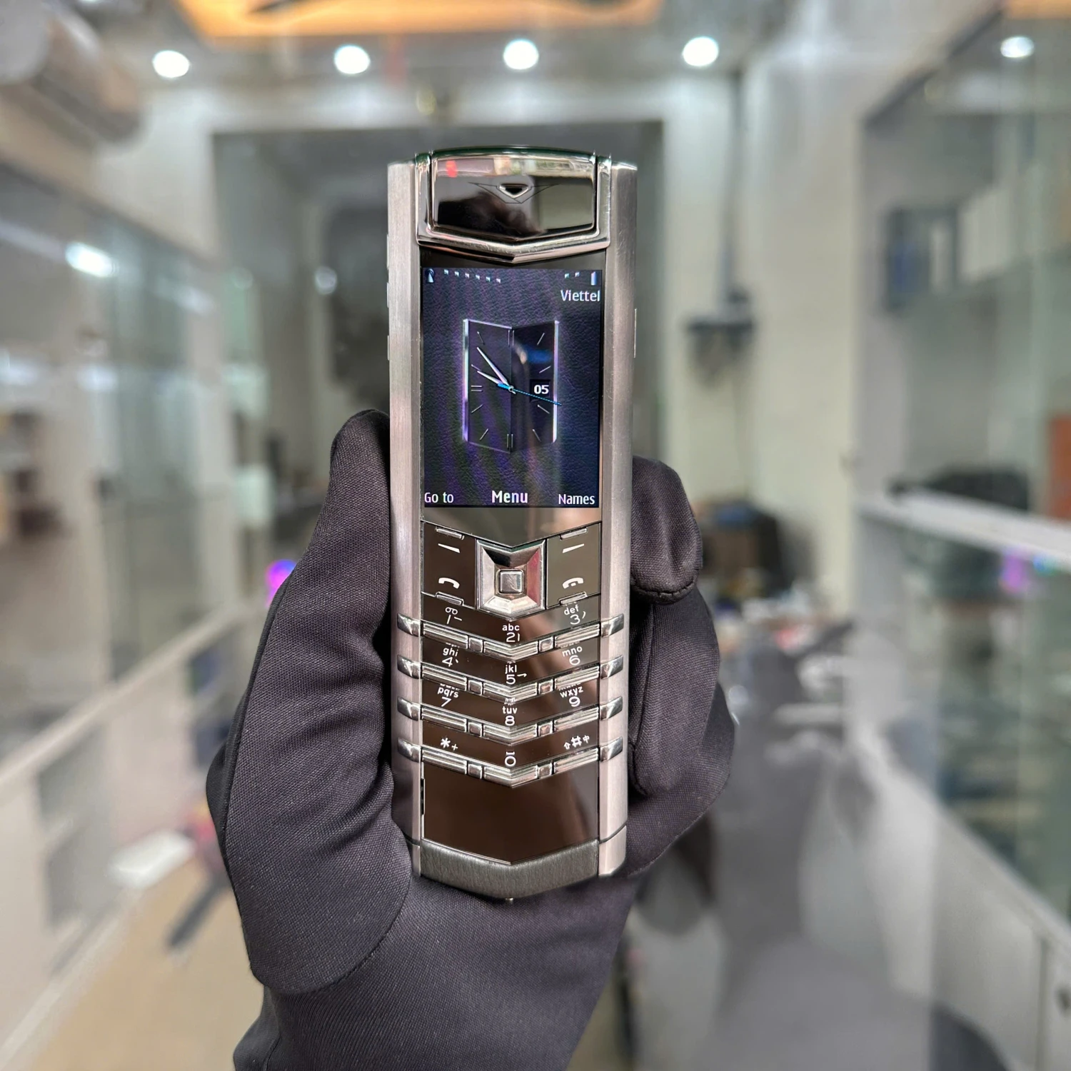 Vertu Signature S Pure Sliver