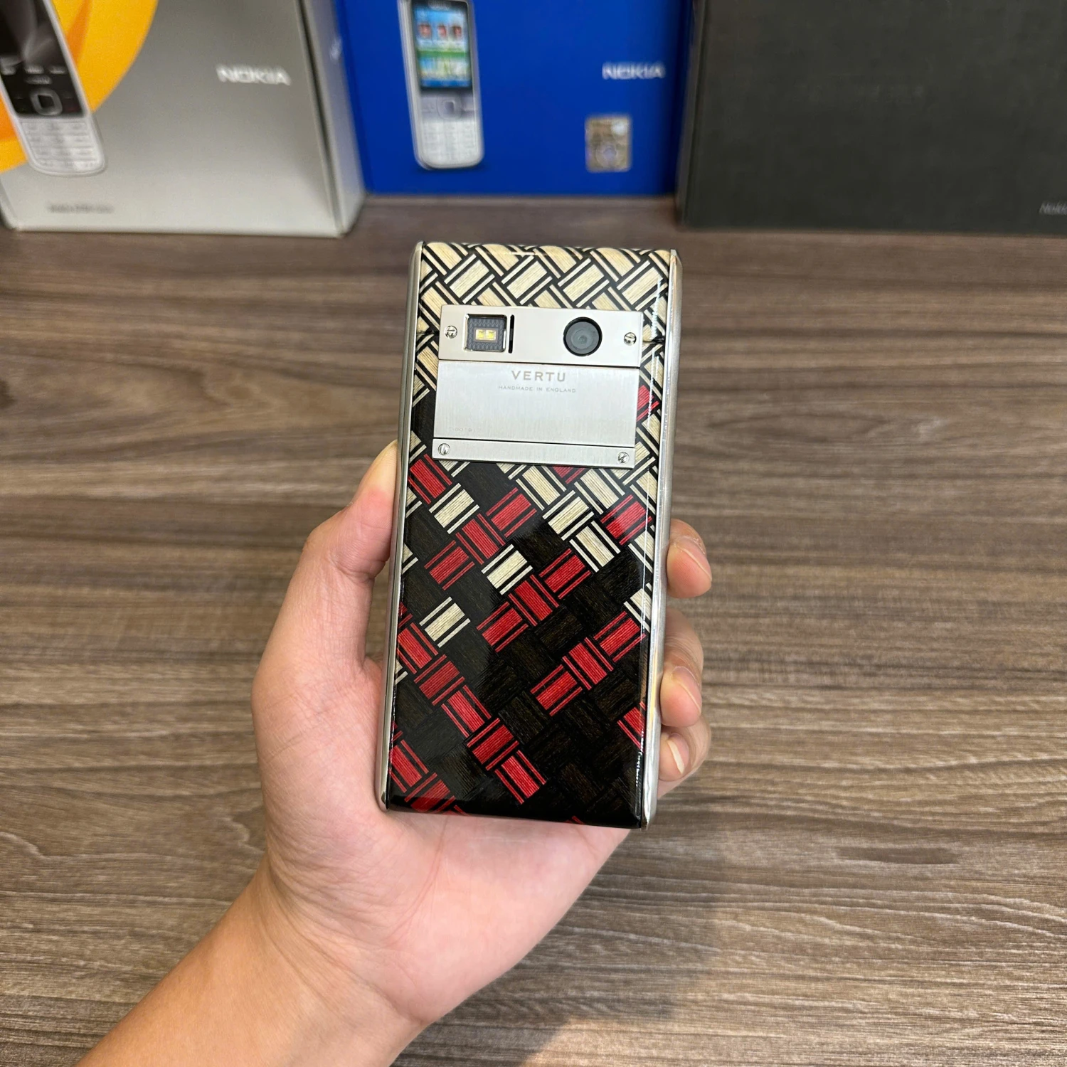 Vertu Aster T 2014